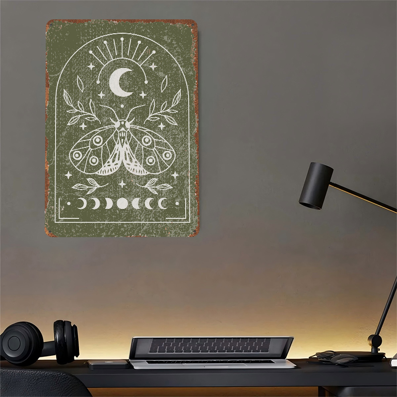 Moth and Moon Poster Customize - Retro Gaming At Home 评论和价格